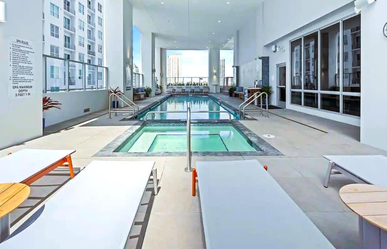 Heart Of Downtown Miami Studio Pool & Gym Apartment ภายนอก รูปภาพ